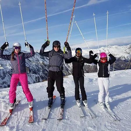 Msk65 Pyrenees 아파트 *